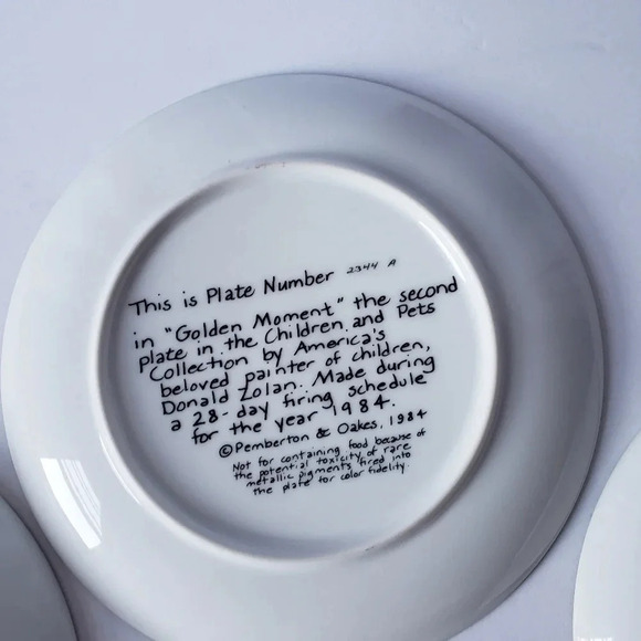 Vintage Donald Zolan plates set of 3 making a friends - Picture 5 of 7